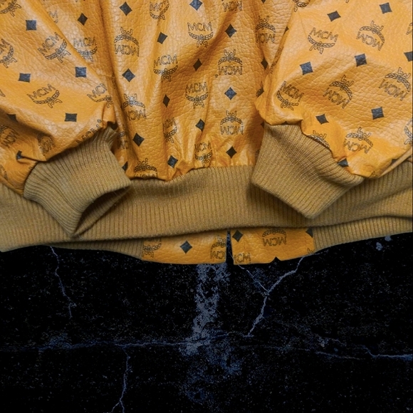 Vintage 80's MCM (Dapper Dan) Jacket & Hat sz. XL and Hat snapback - Picture 9 of 11